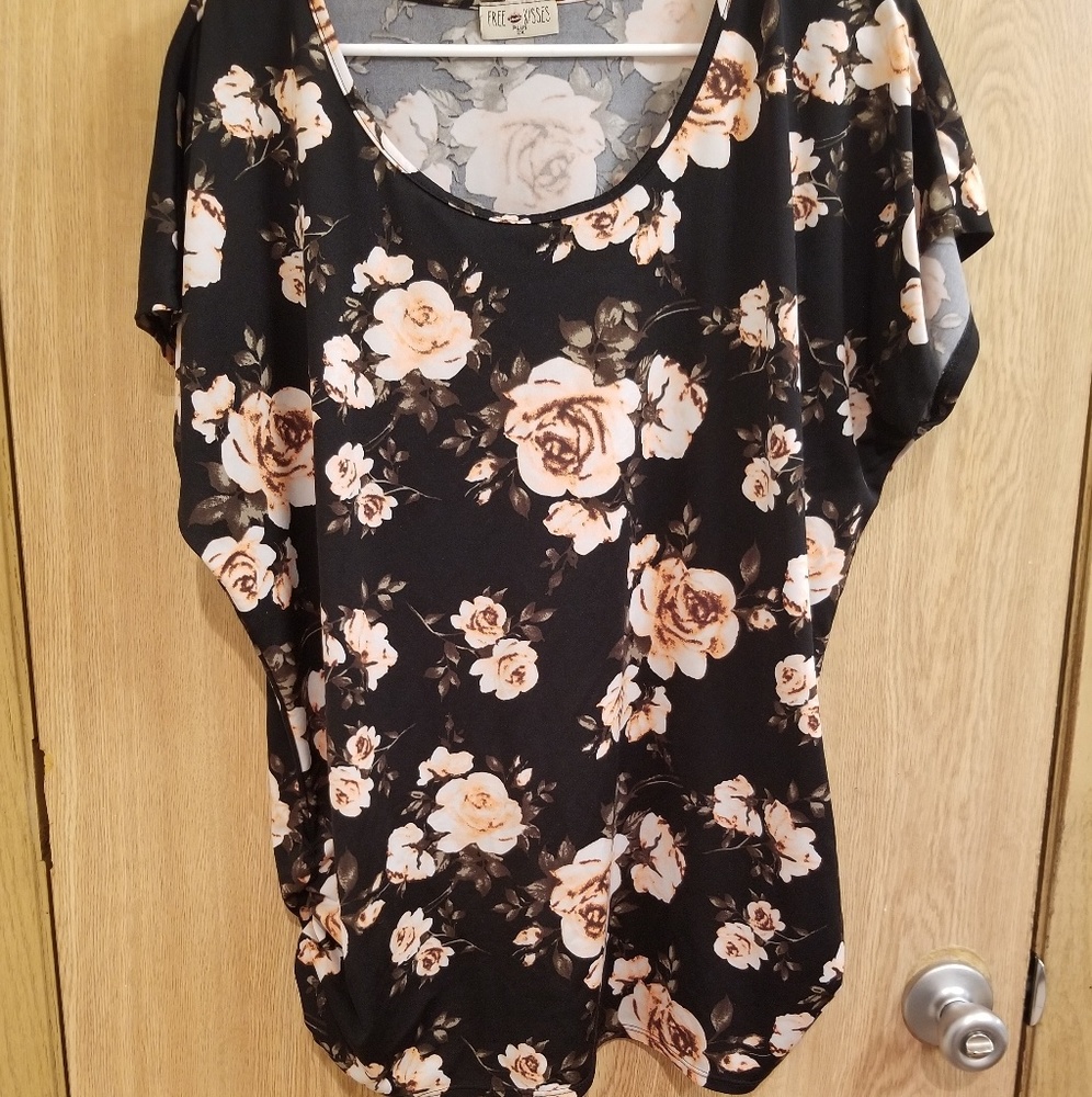 Floral Business Casual Top!